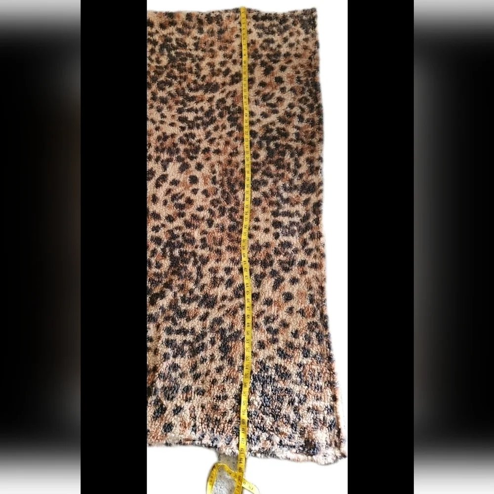 Aerie Leopard Print Soft Cozy Brown With Green Writing Lightweight Throw Blanket